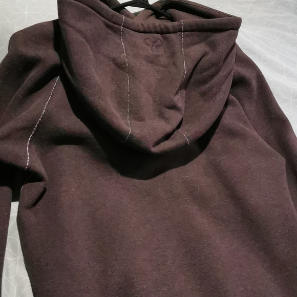 burgundy reverse stitch tna hoody - Picture 3 of 3
